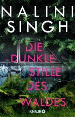 Die dunkle Stille des Waldes