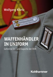 Waffenhändler in Uniform